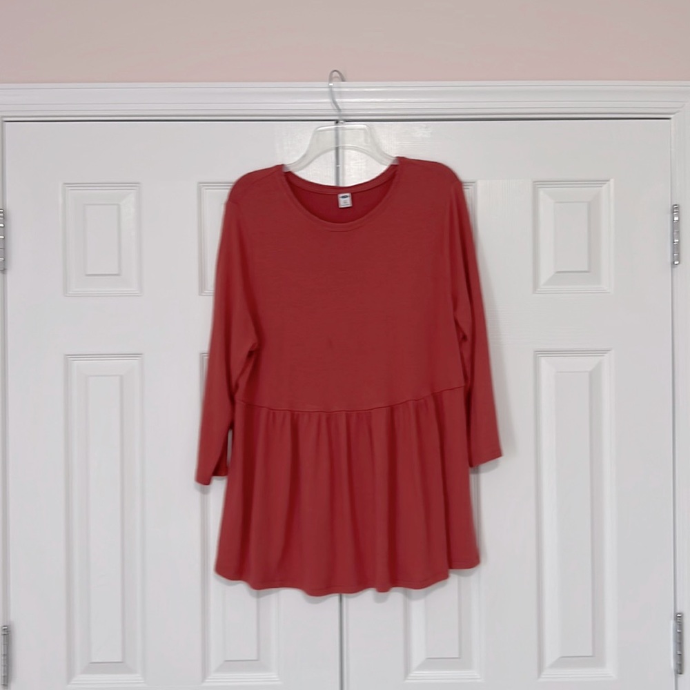 Old Navy empire waist shirt. 1X